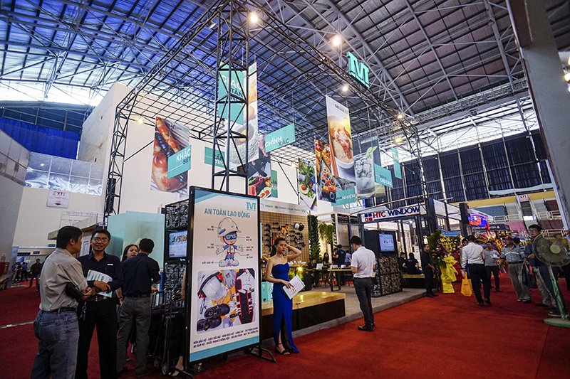 CAT NGHI Interior Đồng Hành Tư Vấn Cùng TMT Home Mart Tại Vietbuild Tháng 4/2019