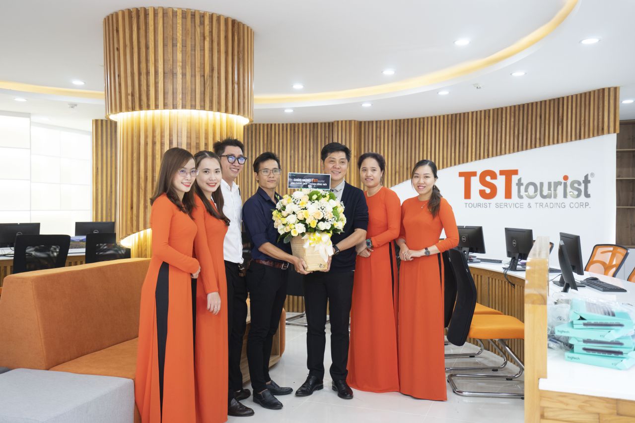 TST Tourist - Quận 3